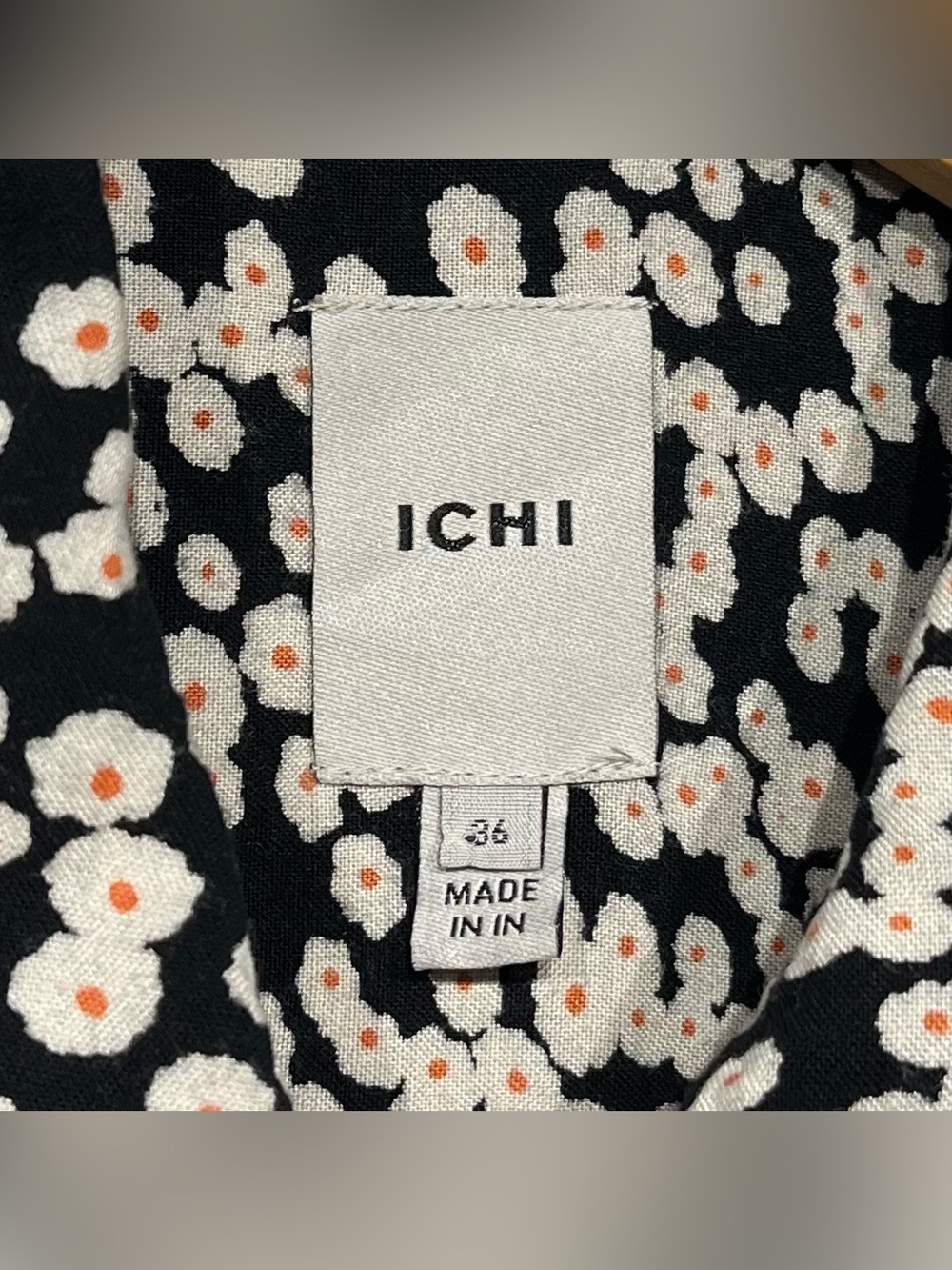 ICHI Black and White Floral Print Collared Blouse - Size S (Women’s) - Picture 4 of 9